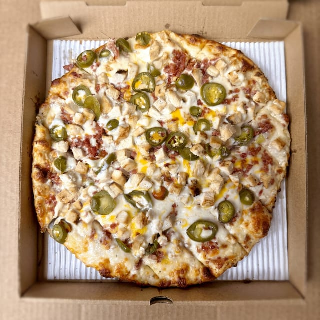 MEDIUM SUNNYSIDE GARLIC CHEESE BREAD.
