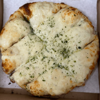 GARLIC CHEESE BREAD
